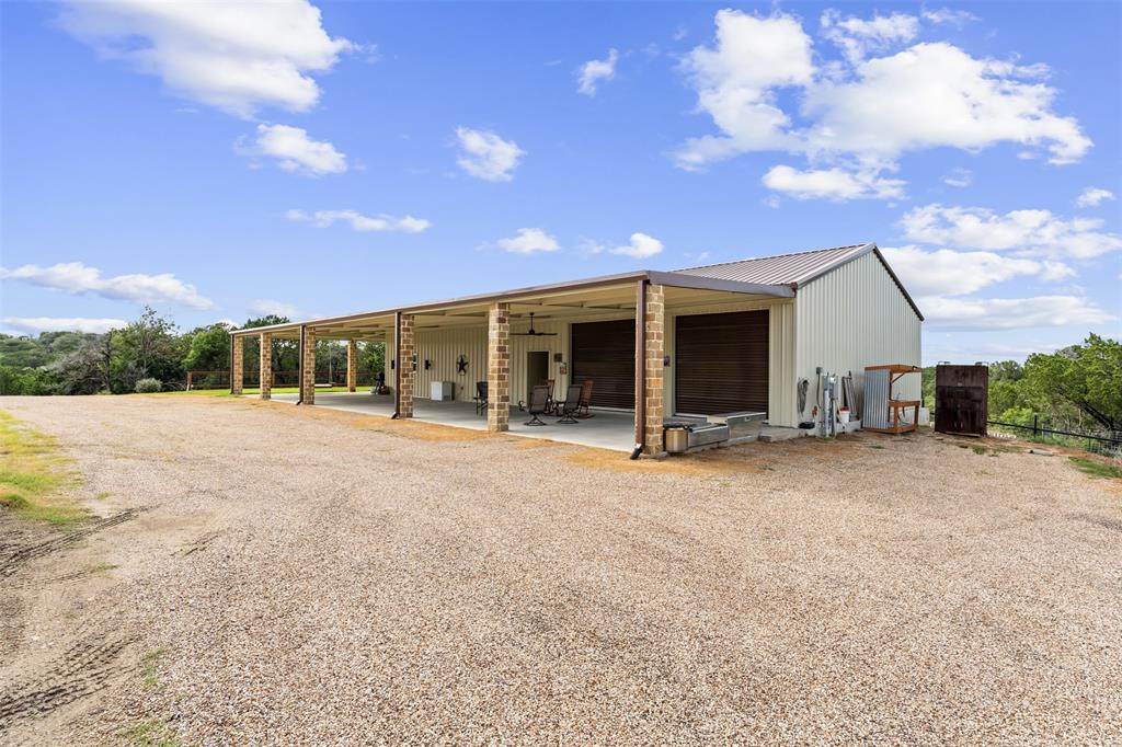 211 County Road 1511 Property Photo 30