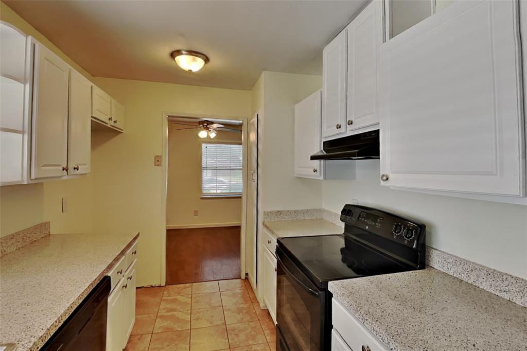 5045 Thompson Drive Property Photo 4