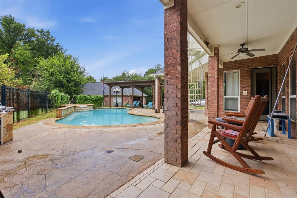 351 Cattlebaron Parc Drive Property Photo 29