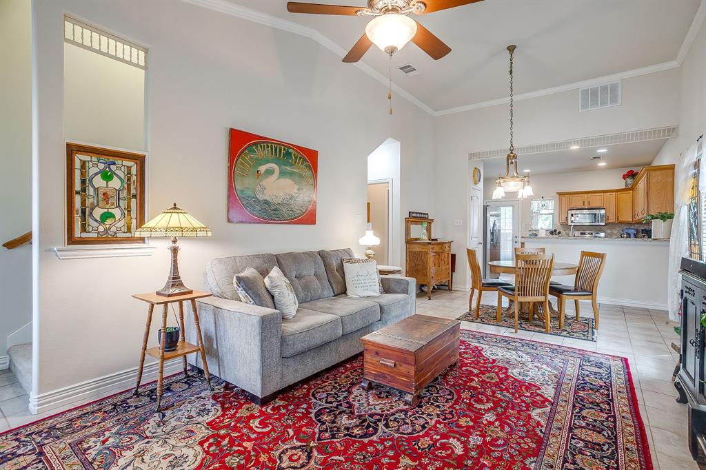 2224 Cobblestone Court Property Photo 6