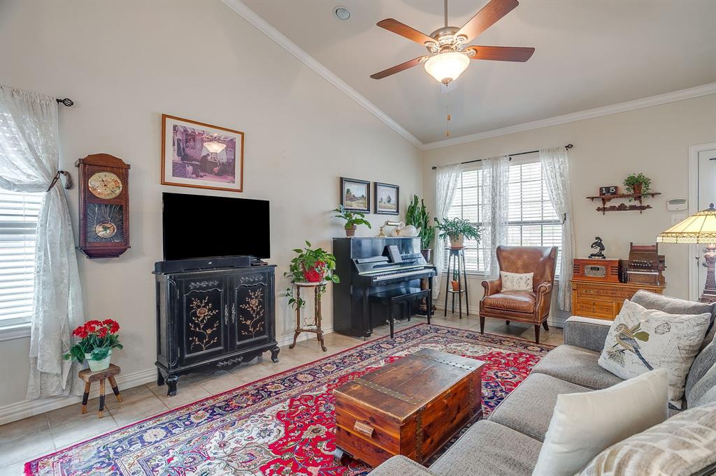2224 Cobblestone Court Property Photo 8