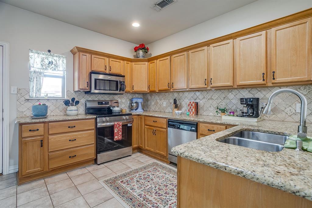 2224 Cobblestone Court Property Photo 13