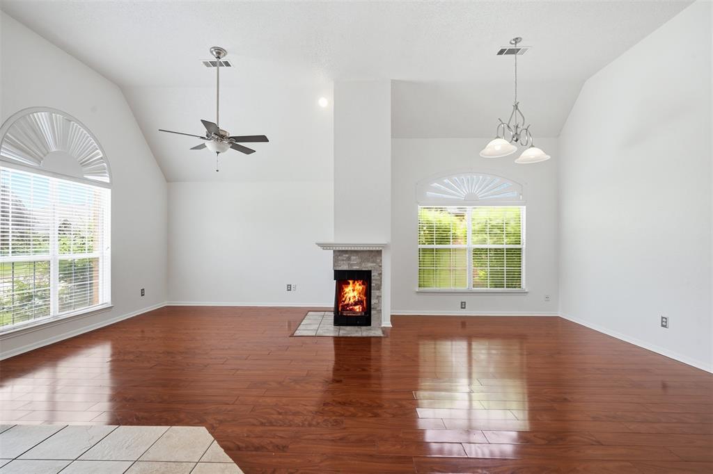 313 Pecos Trail Property Photo 14