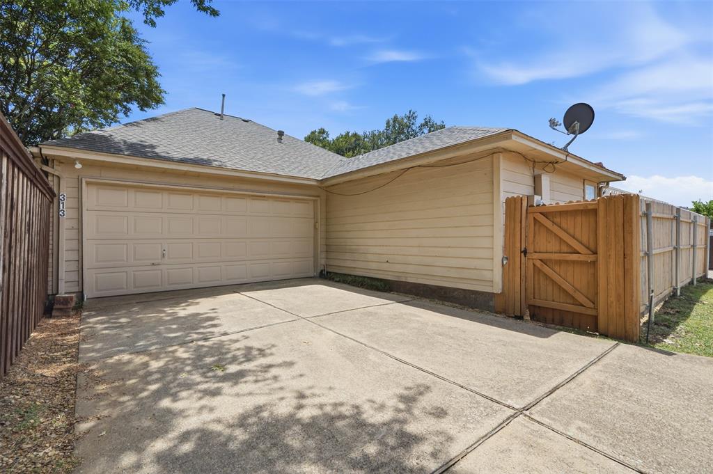 313 Pecos Trail Property Photo 33