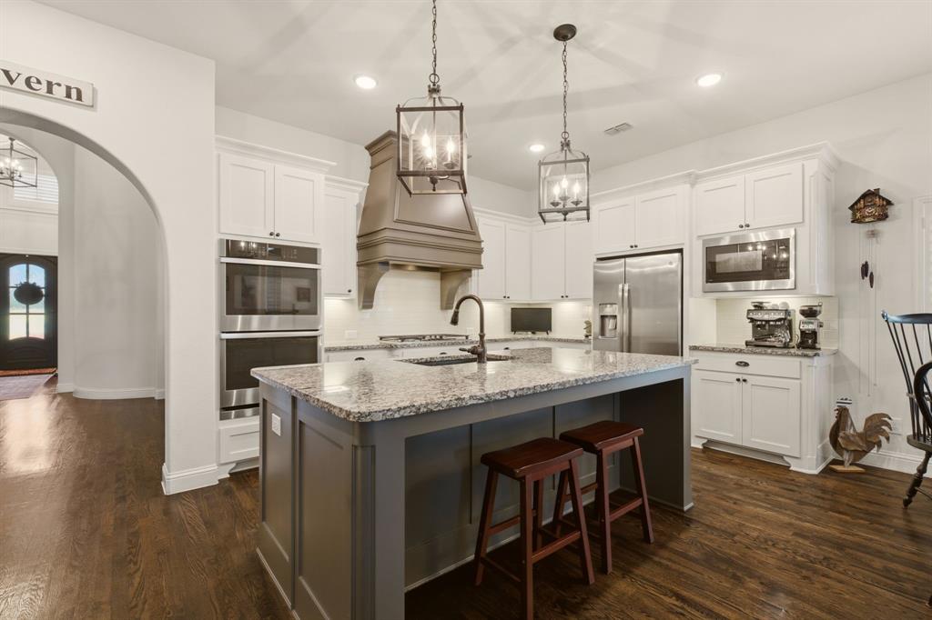 861 Manchester Avenue Property Photo 12