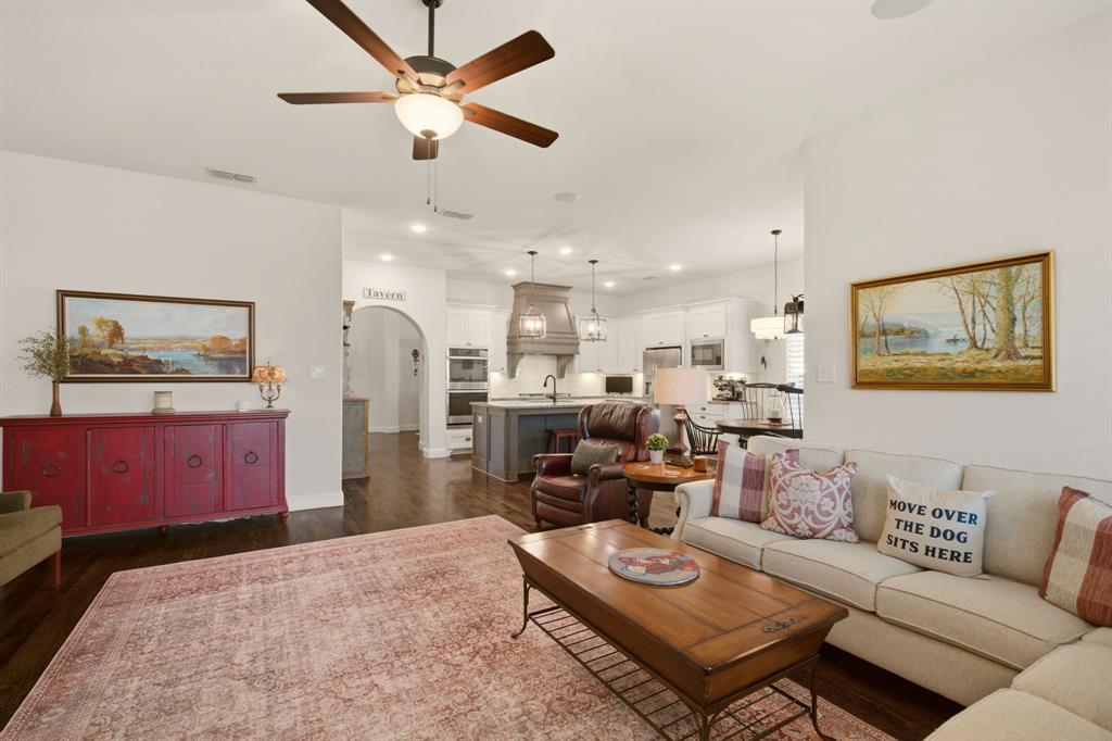 861 Manchester Avenue Property Photo 16