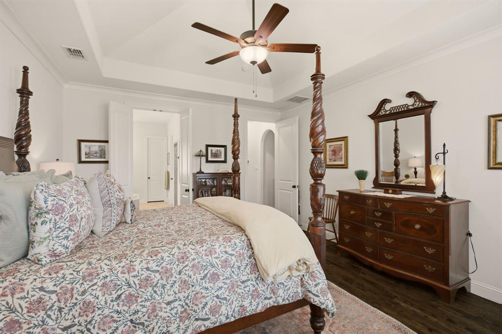 861 Manchester Avenue Property Photo 18