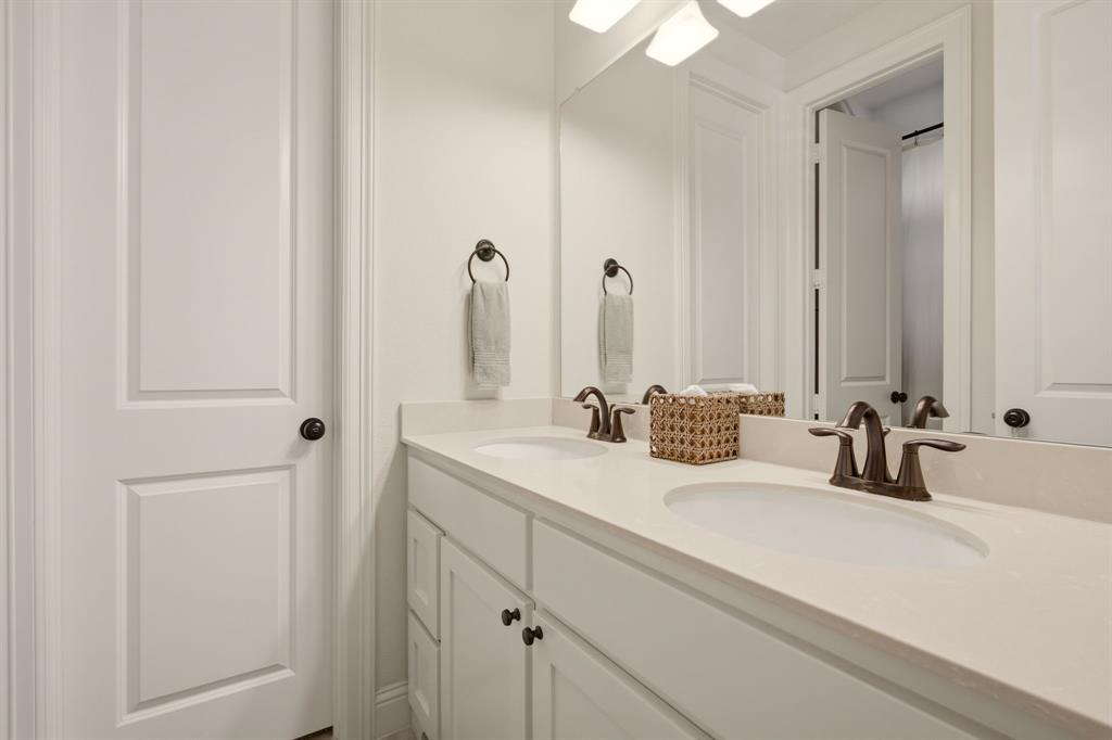 861 Manchester Avenue Property Photo 22
