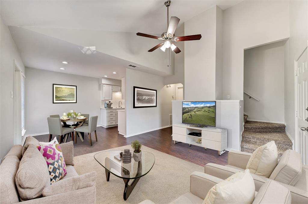 115 Peachtree Court Property Photo 1