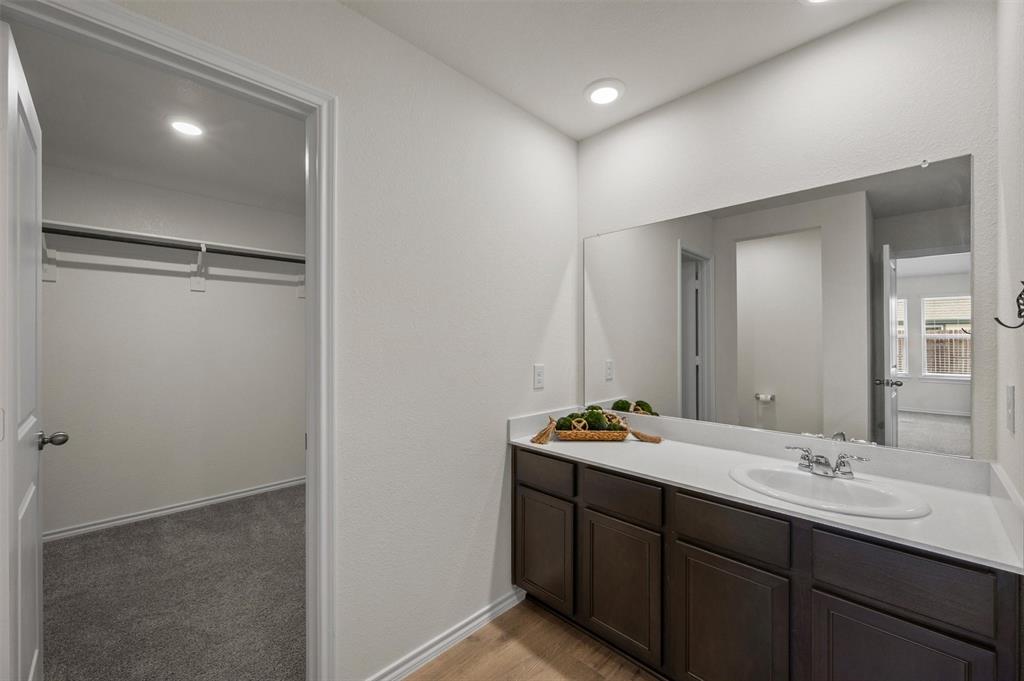 2315 Hydrangea Drive Property Photo 24