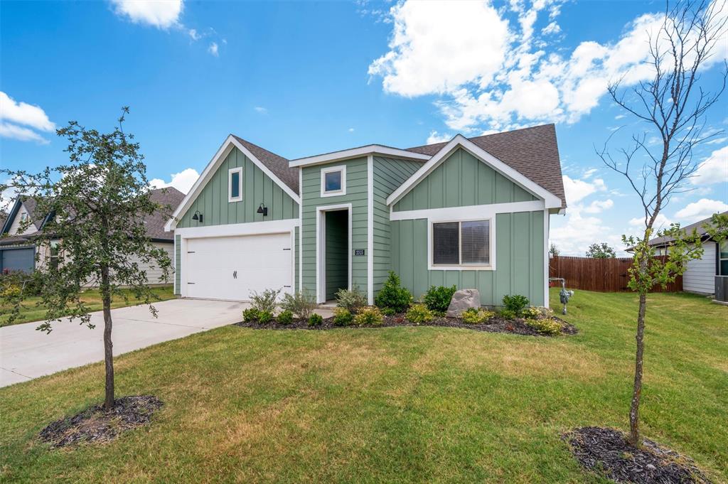 2315 Hydrangea Drive Property Photo 37