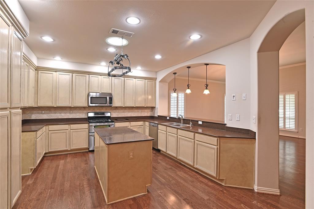 10016 Edmondson Drive Property Photo 9