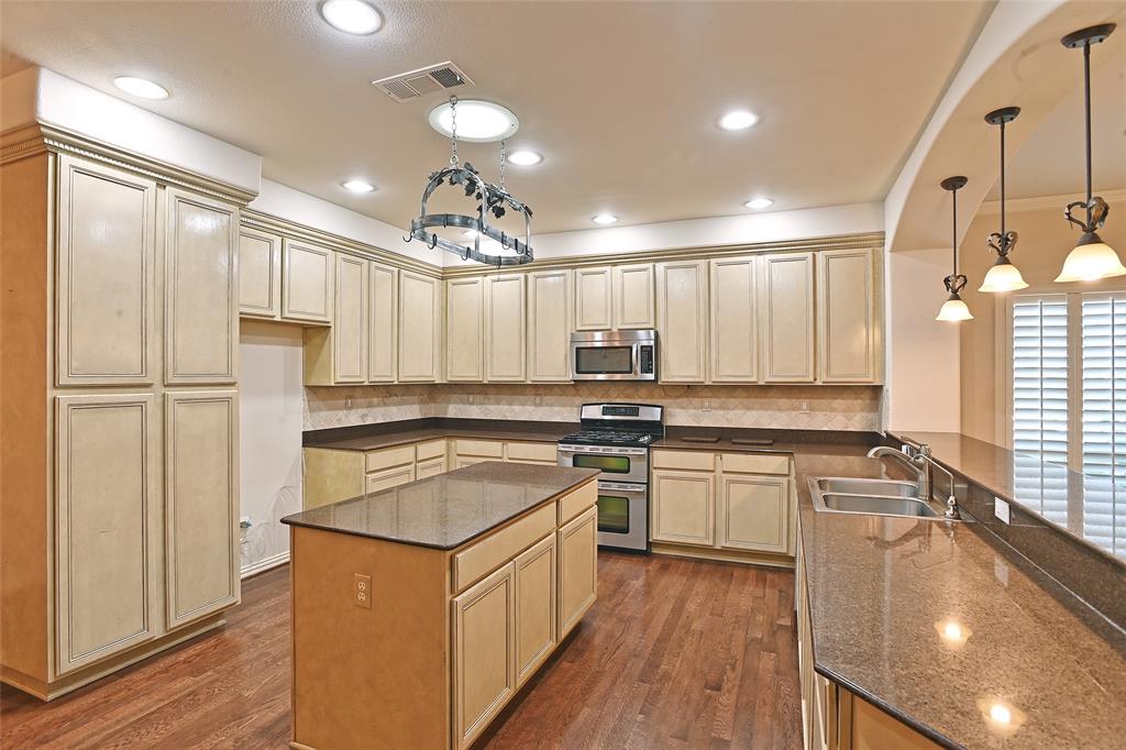 10016 Edmondson Drive Property Photo 10