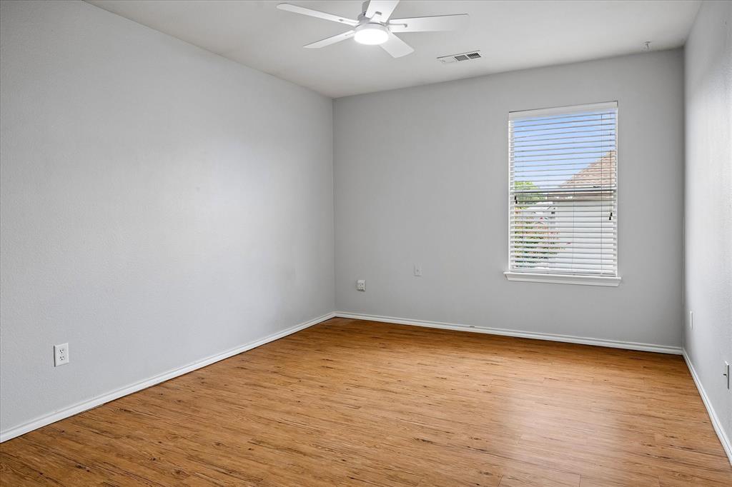 3033 Hidden Meadow Lane Property Photo 21
