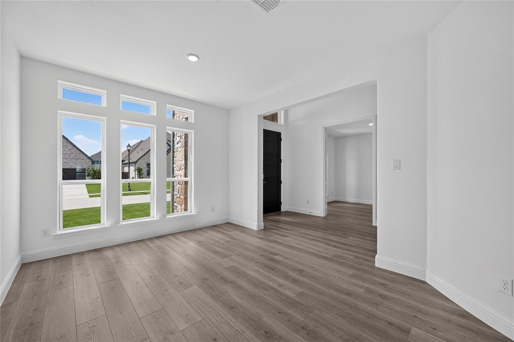 1608 Cedarberry Drive Property Photo 10