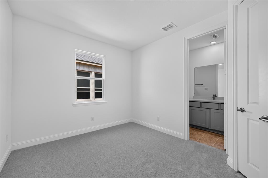 1608 Cedarberry Drive Property Photo 14