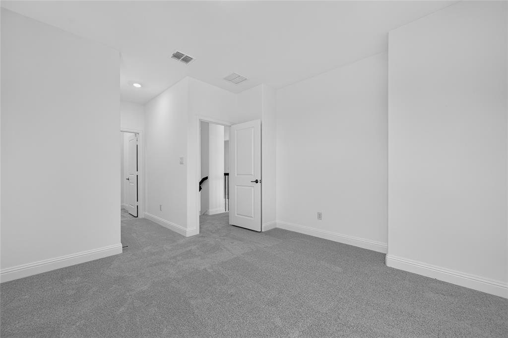 1608 Cedarberry Drive Property Photo 23