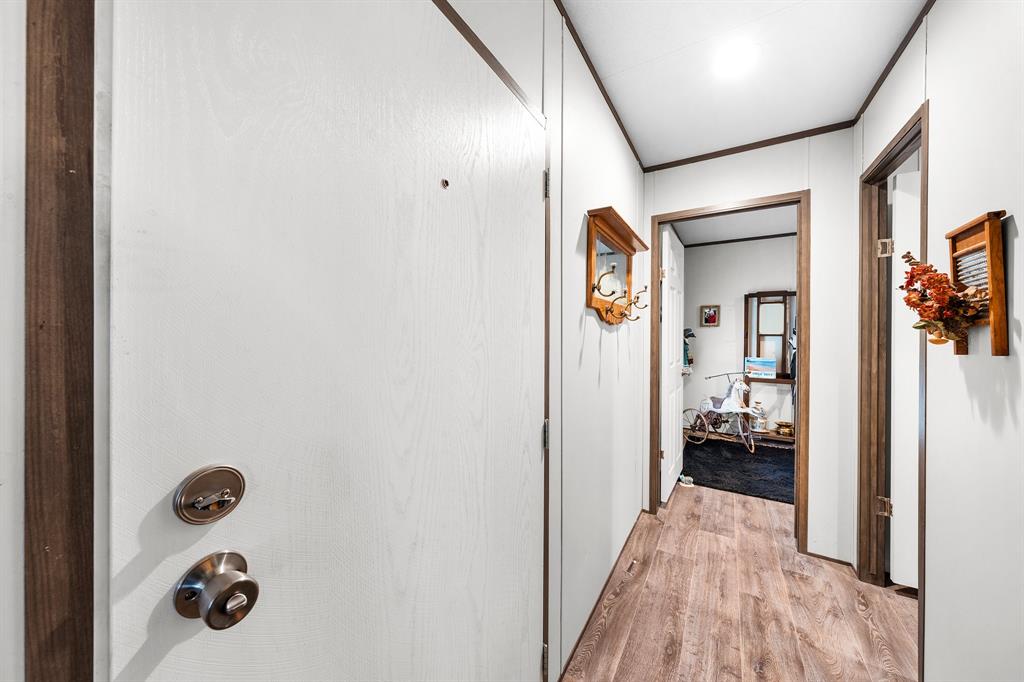 4450 County Road 3110 Property Photo 21
