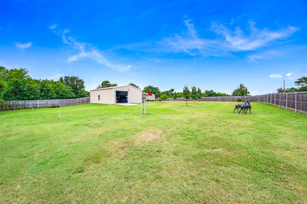 4450 County Road 3110 Property Photo 33