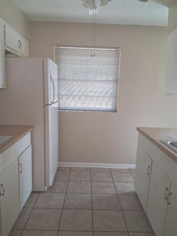 61 Somerset Terrace Property Photo 5