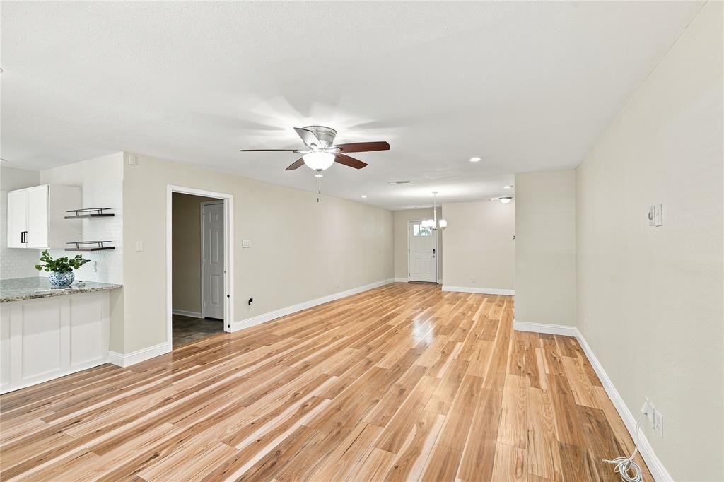 10547 Cayuga Drive Property Photo 7