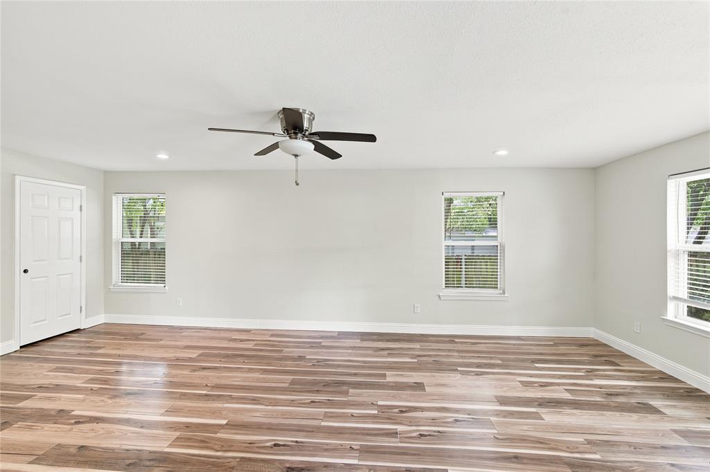 10547 Cayuga Drive Property Photo 14