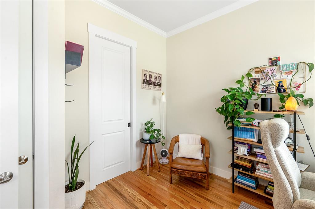 1023 Saint Thomas Court Property Photo 7