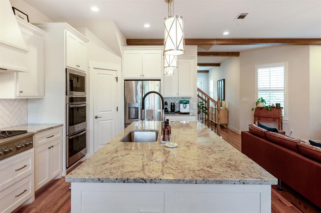 1023 Saint Thomas Court Property Photo 20