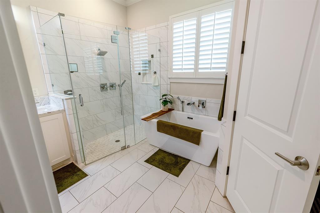 1023 Saint Thomas Court Property Photo 27