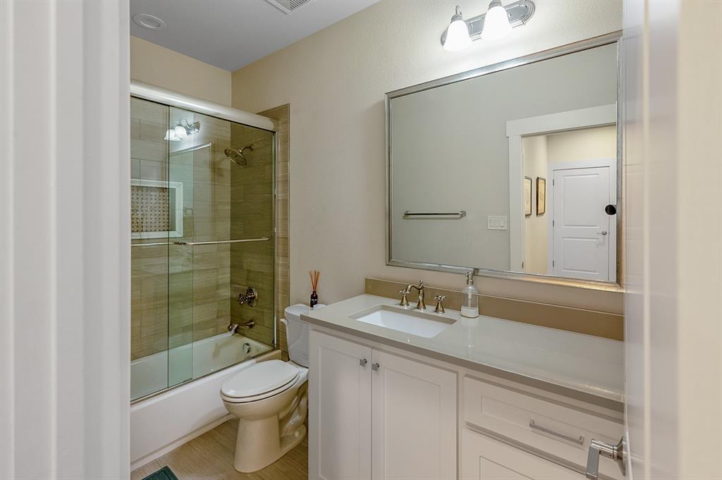 1023 Saint Thomas Court Property Photo 33