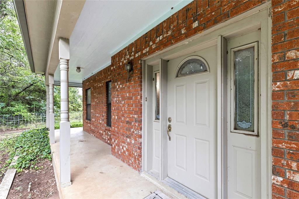 5567 Fm 2633 Property Photo 4