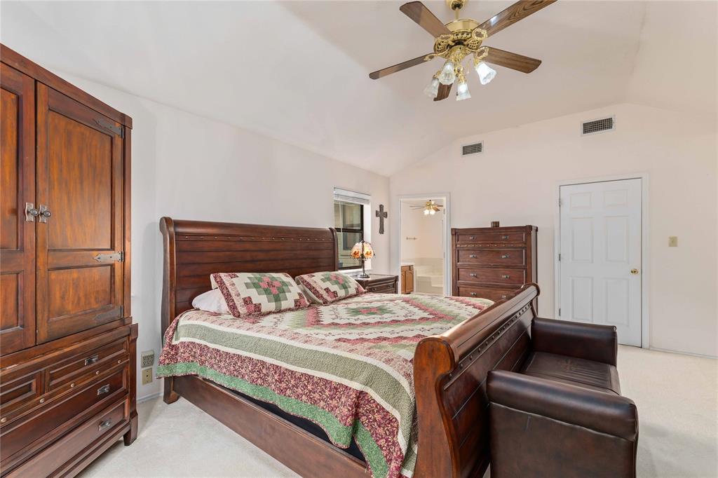 5567 Fm 2633 Property Photo 16