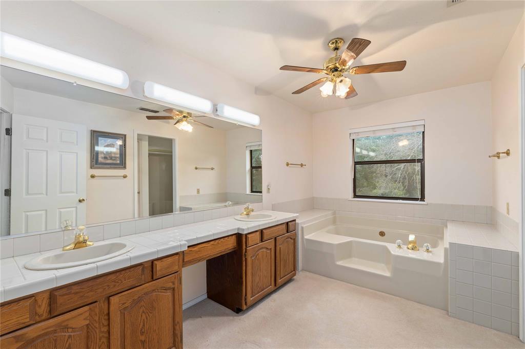 5567 Fm 2633 Property Photo 17