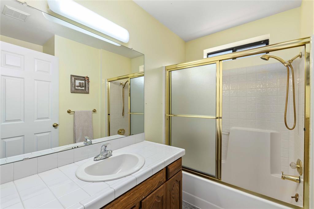5567 Fm 2633 Property Photo 21