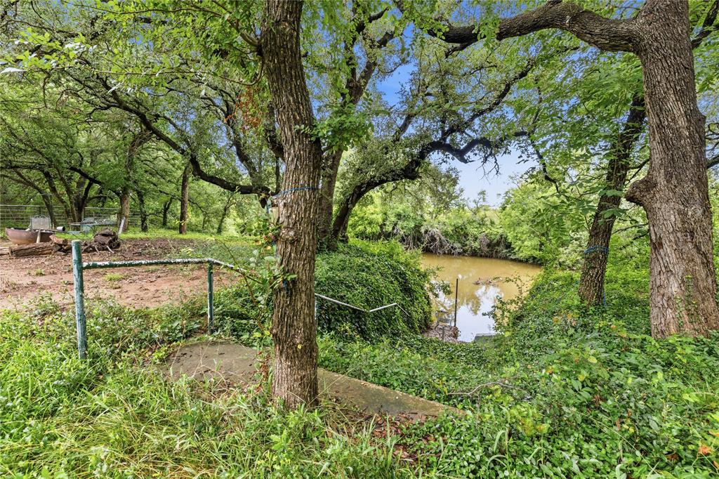 5567 Fm 2633 Property Photo 25