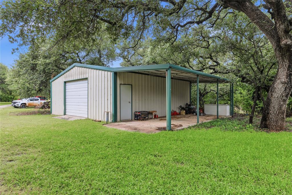 5567 Fm 2633 Property Photo 29