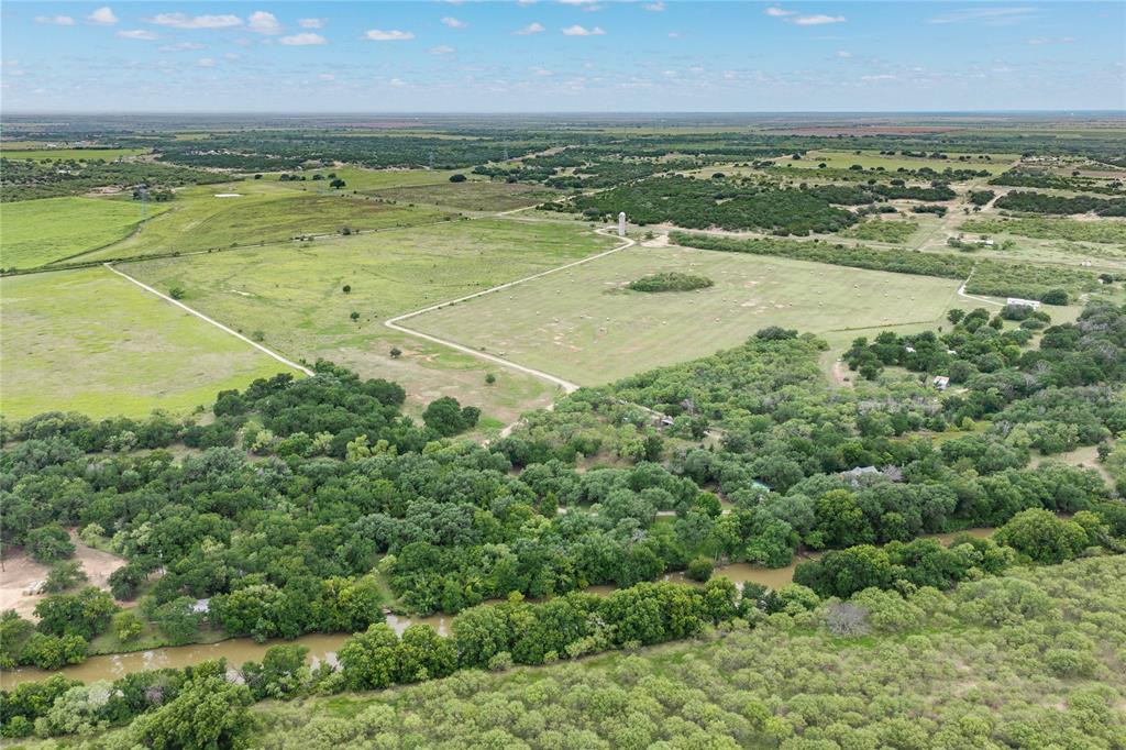 5567 Fm 2633 Property Photo 38