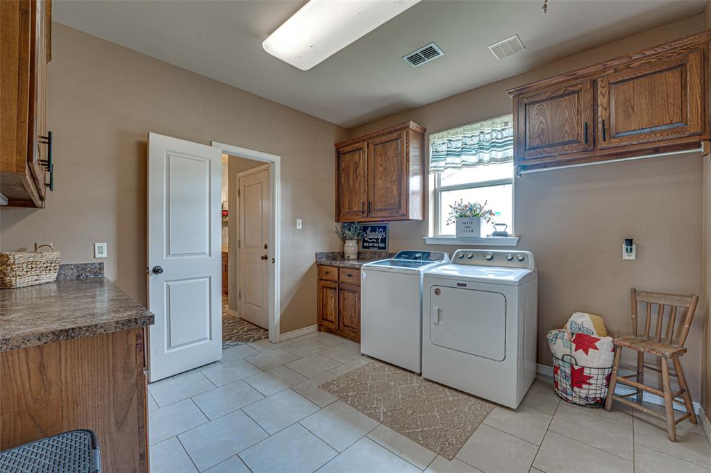 1155 Boase Way Property Photo 23