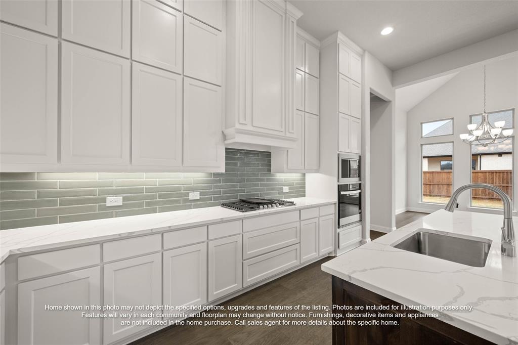 2113 Bond Street Property Photo 5