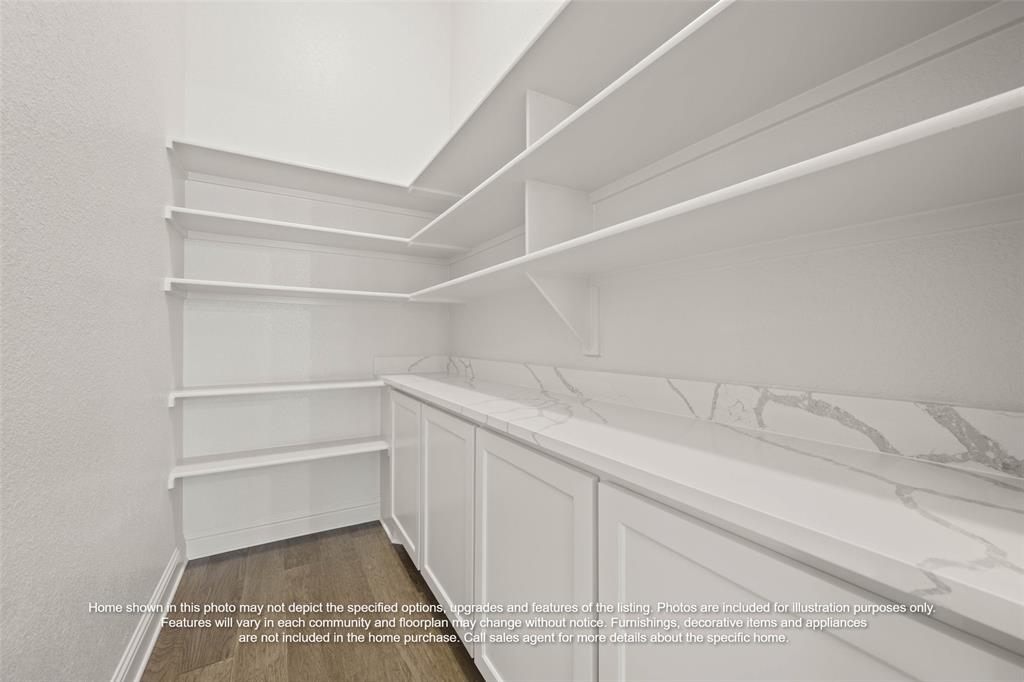 2113 Bond Street Property Photo 9
