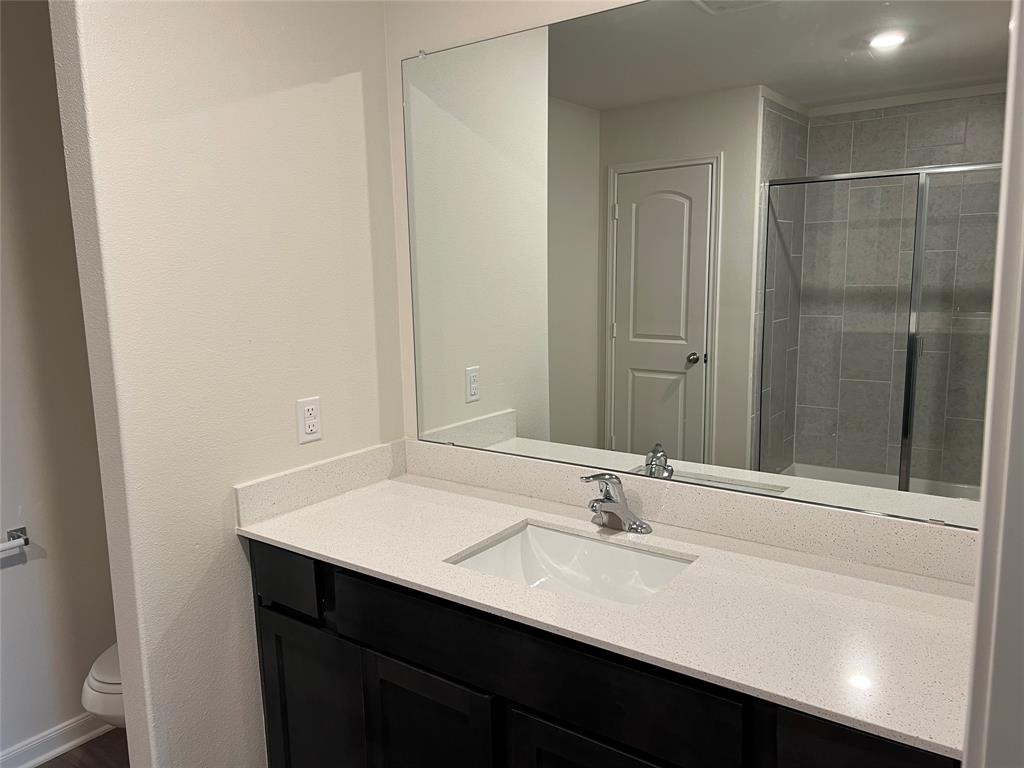 3086 Chillingham Drive Property Photo 4