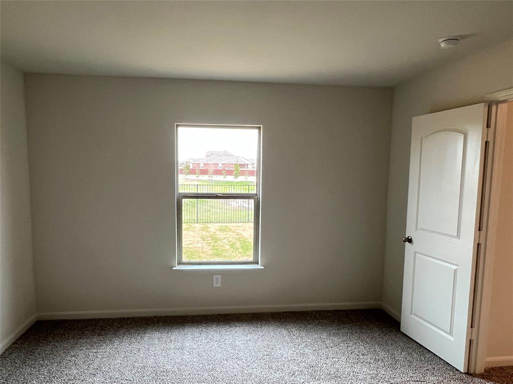 3086 Chillingham Drive Property Photo 6