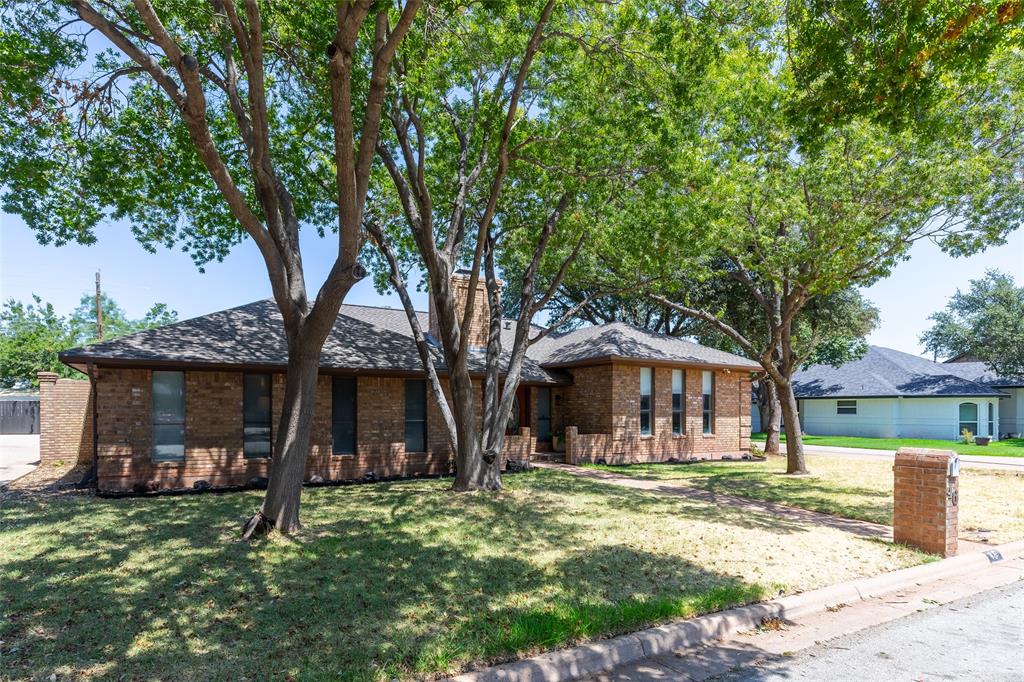 46 Augusta Drive Property Photo 3
