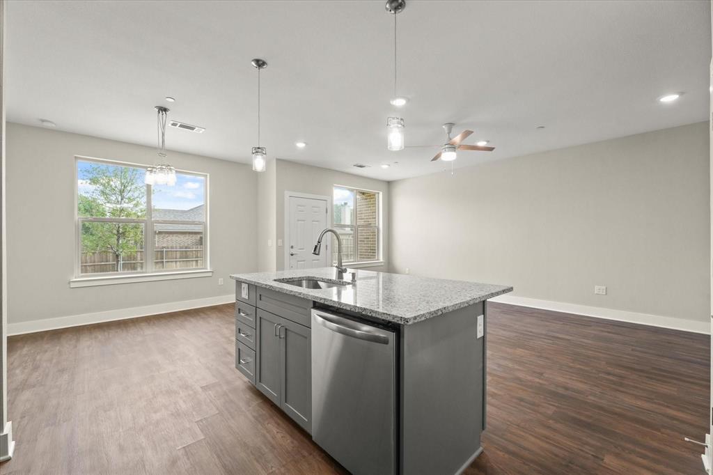 3409 Aaron Place Property Photo 13