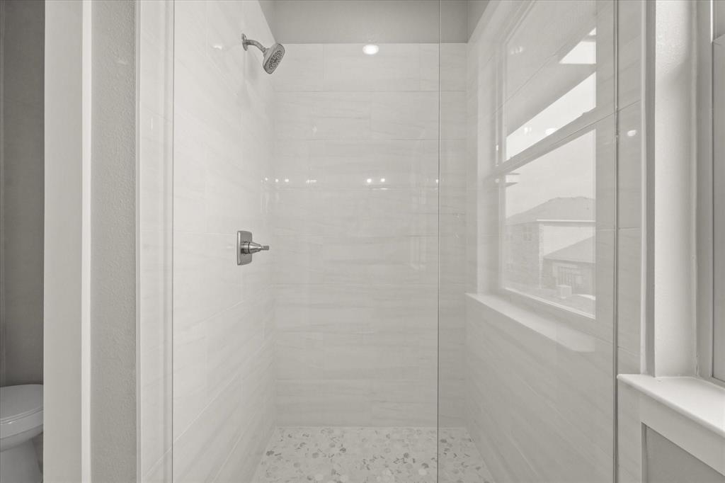 3409 Aaron Place Property Photo 18