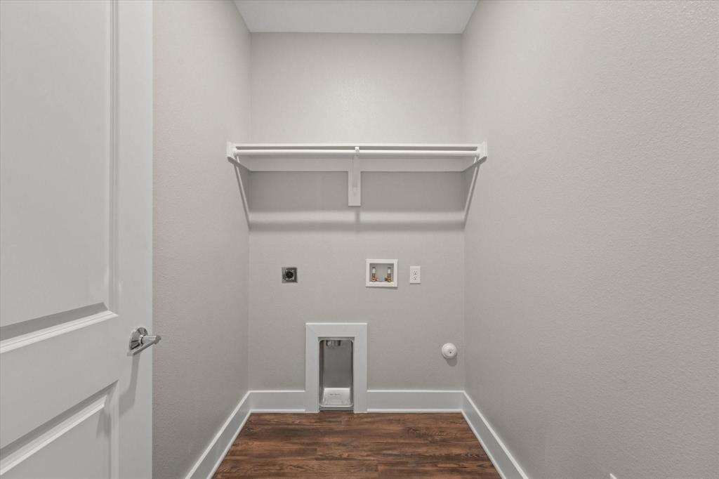 3409 Aaron Place Property Photo 20