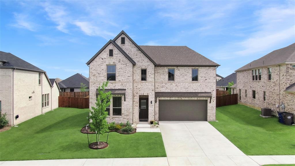 919 Edgehurst Drive Property Photo 1
