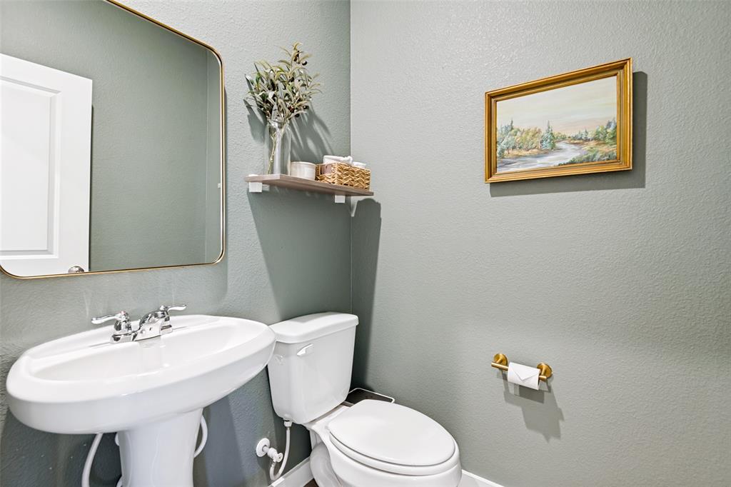 660 Cari Lane Property Photo 26
