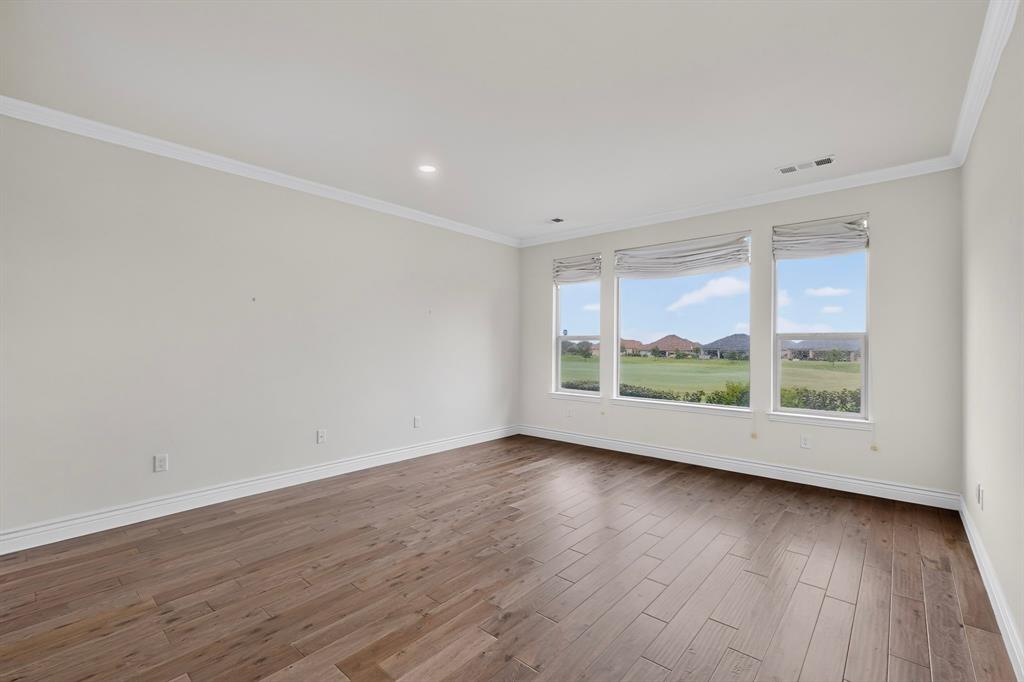 8216 American Way Property Photo 20