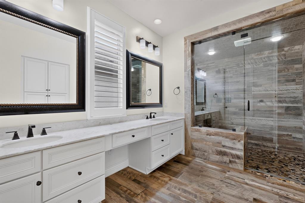 8216 American Way Property Photo 22